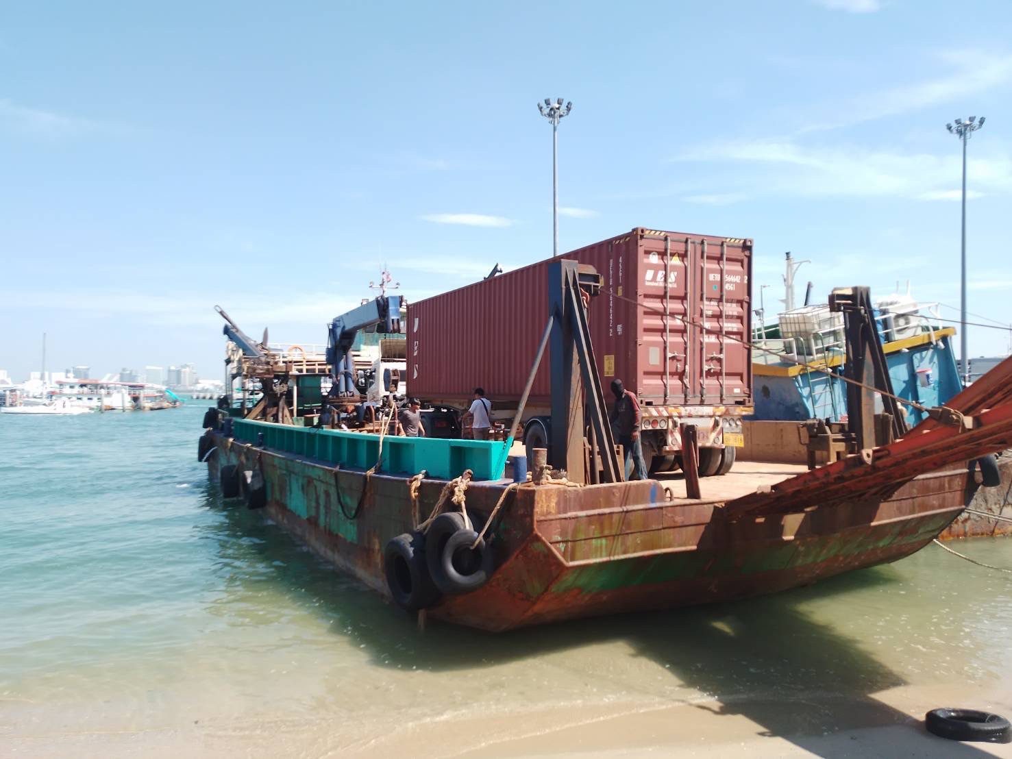 Comprehensive machinery relocation service; big jobs handled in one place.